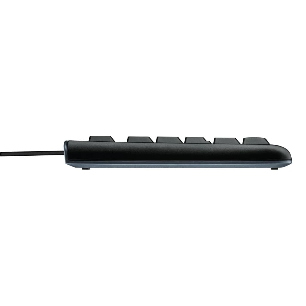 Perfil lateral del Teclado Logitech K120 USB con cable QWERTY, diseño delgado y bajo, teclas elevadas y carcasa negra mate con cable saliente a la izquierda