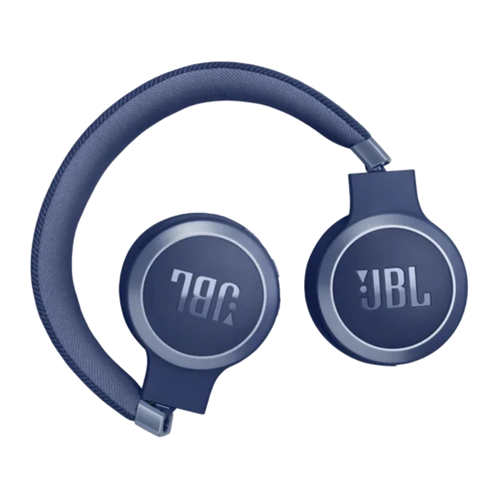 JBL Live 670NC Bluetooth Azul, vista en ángulo: auricular derecho con logo JBL y etiqueta LIVE en diadema texturizada - Ítem1