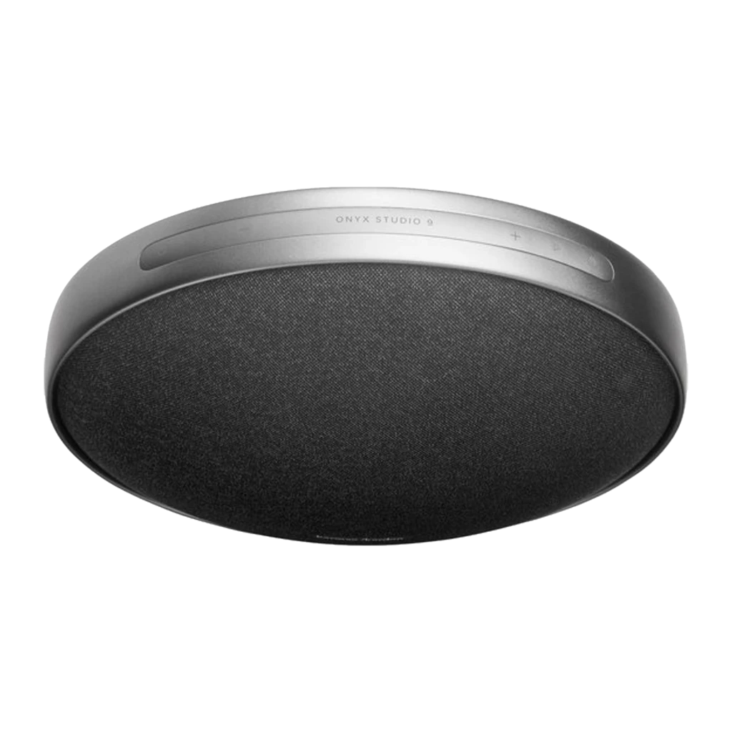 Harman Kardon Onyx Studio 9 negro, vista frontal en ángulo: rejilla de tela negra, marco plateado y logo harman/kardon - Ítem1