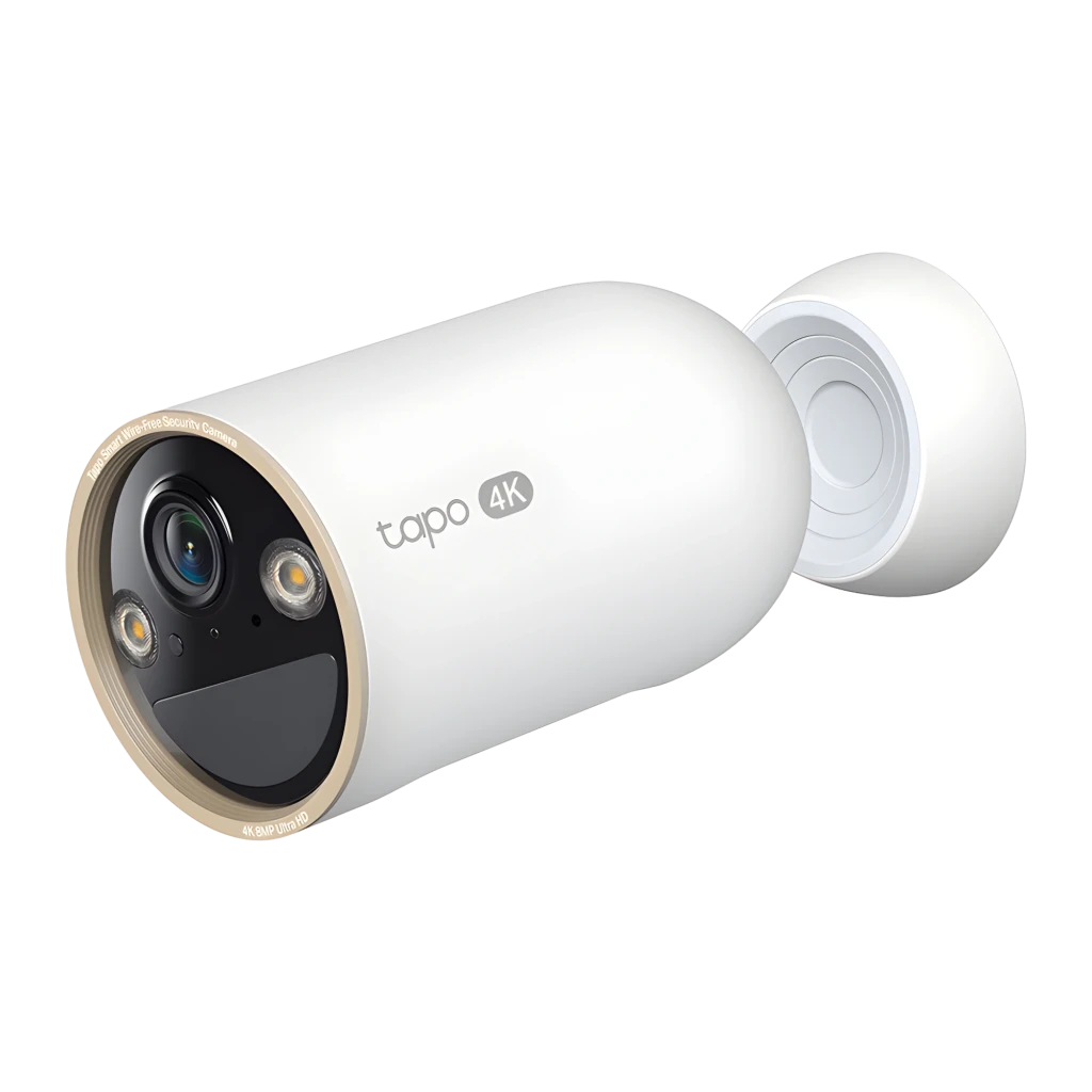 TP-Link Tapo C460 512GB branca, vista frontal em ângulo: lente central, dois focos LED e aro dourado 4K 8MP - Item1