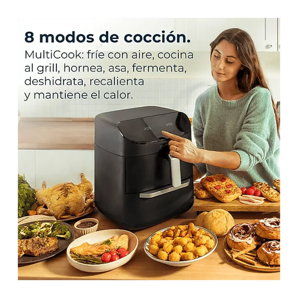 Cecotec Cecofry FoodCourt 11000 Connected Noir, lifestyle: femme utilisant la friteuse entourée de plats variés en cuisine