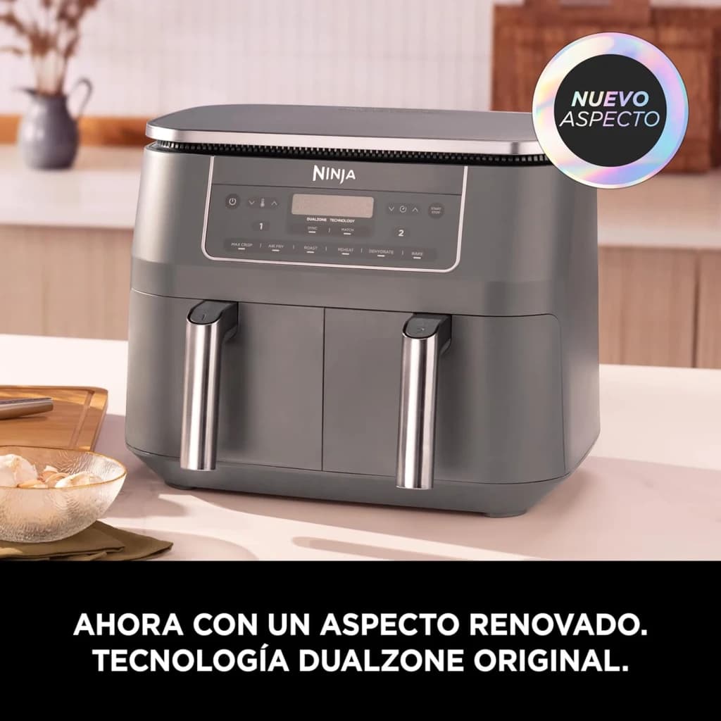 Ninja Freidora Aire Dual Zone DZ300EU 7,6L Gris, vista frontal en cocina: doble cesta con asas plateadas y panel de control