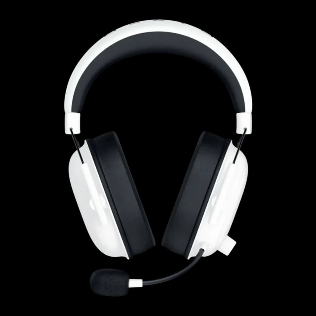 Razer BlackShark V2 HyperSpeed blanco, vista frontal: auriculares con almohadillas negras y micrófono flexible sobre fondo