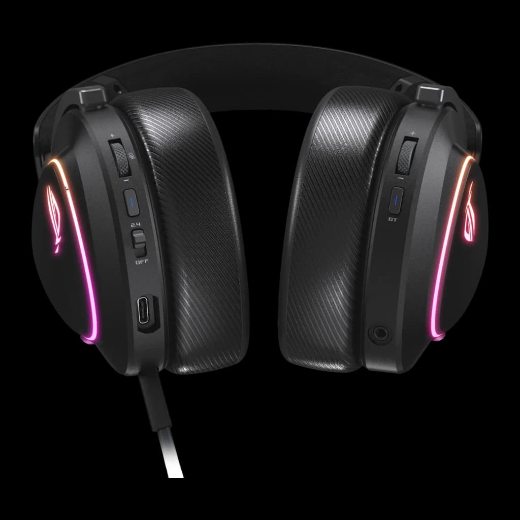 ASUS ROG Delta II Negro, vista frontal: almohadillas textura carbono, iluminación RGB rosa y logo ROG en ambos auriculares
