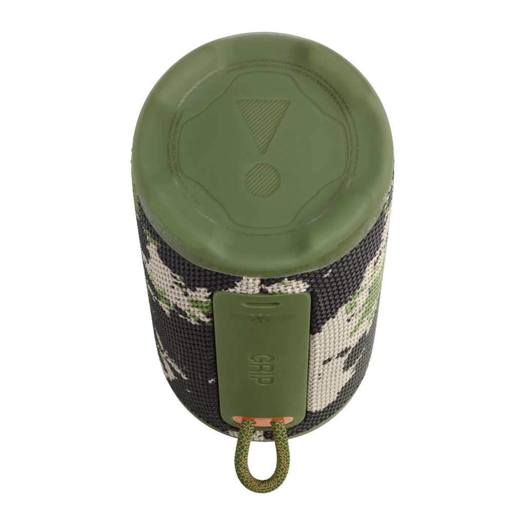 JBL Coluna Bluetooth Grip Squad camuflagem, vista superior em ângulo: botões superiores visíveis e alça GRIP iluminada a - Item3
