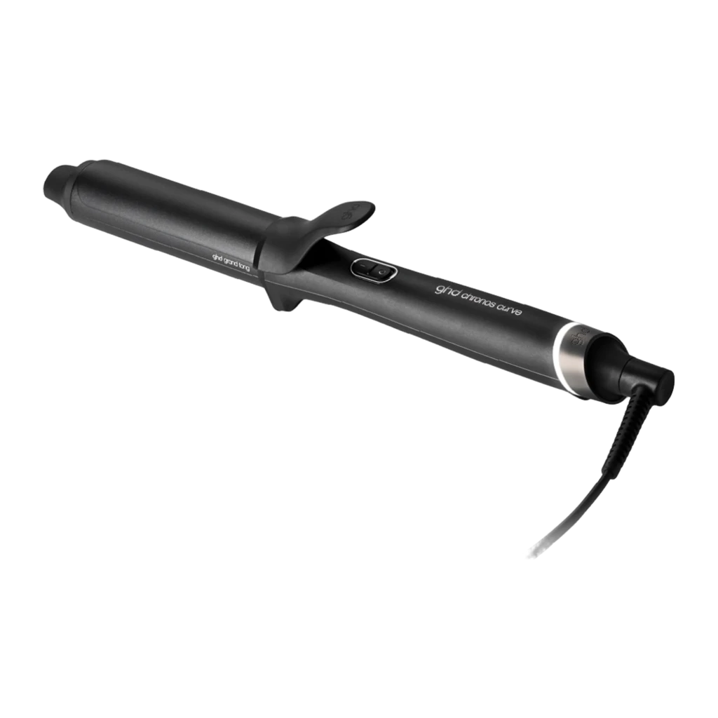 ghd Chronos Curve Grand Tong negro, vista diagonal frontal: barril largo, pinza, anillo plateado y panel de control visibles - Ítem1