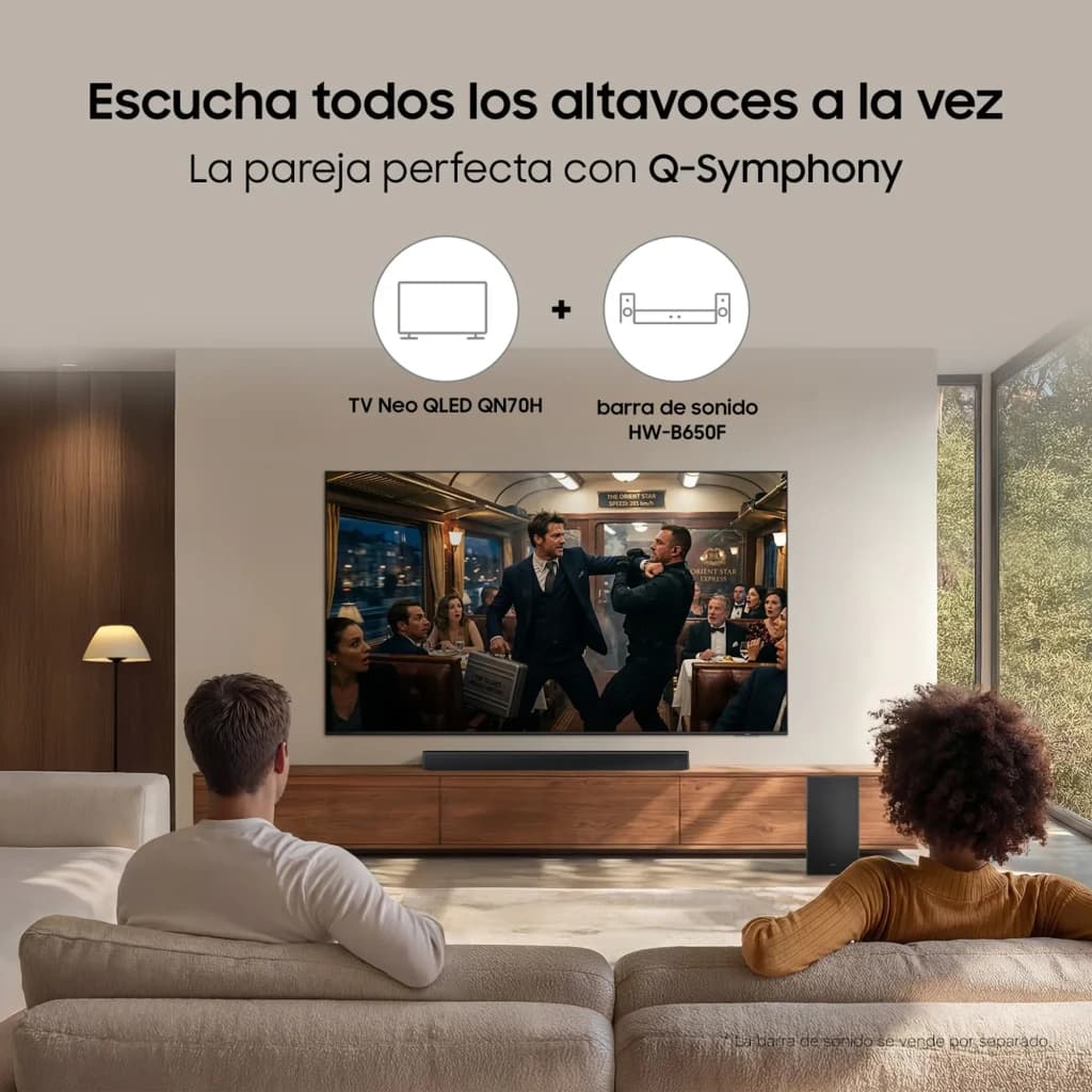 Samsung TQ50QN70H 50 pouces Neo QLED 4K noir, lifestyle: TV en salon avec barre de son, compatibilité Q-Symphony