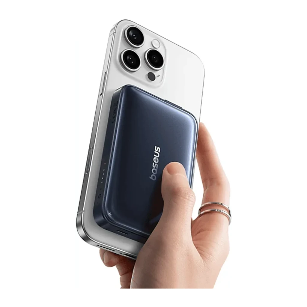 Power Bank Baseus PicoGo AM61 Qi2.2 25W noir compact avec anneau de charge magnétique, câble USB-C rétractable, LED d’état et coins arrondis, 10000mAh - Ítem3