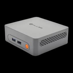 Mini PC MLLSE M2 compacto en gris con puertos frontales USB y botón naranja, rejillas laterales de ventilación, diseño minimalista y carcasa metálica