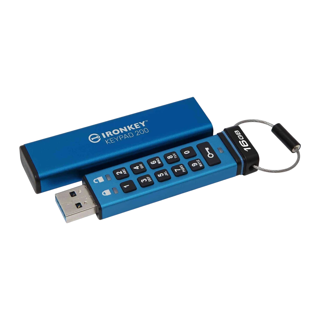 Kingston IronKey Keypad 200 16GB Azul, vista frontal: teclado numérico, conector USB-A y llavero metálico visibles - Ítem2
