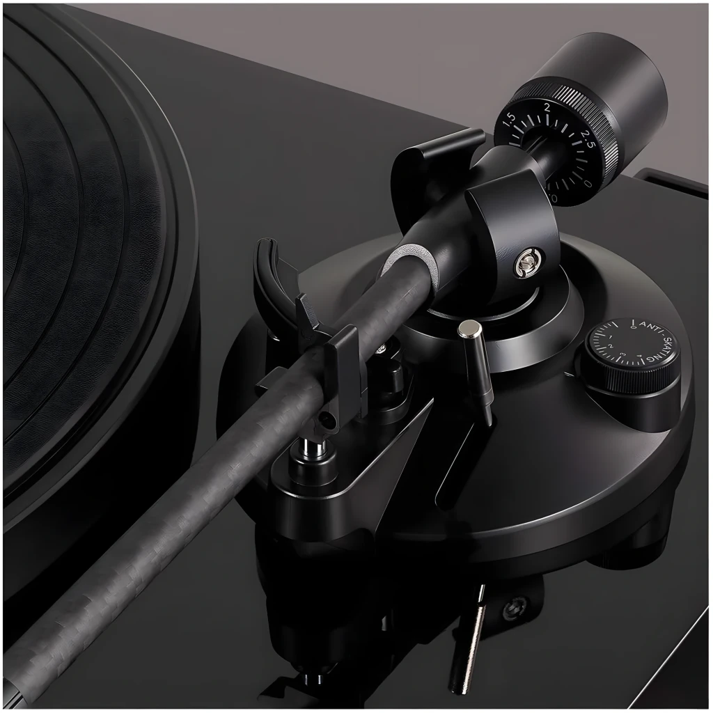 Audio-Technica AT-LPW50PB noir piano, vue en angle: couvercle acrylique ouvert, plateau avec tapis et bras de lecture - Ítem5