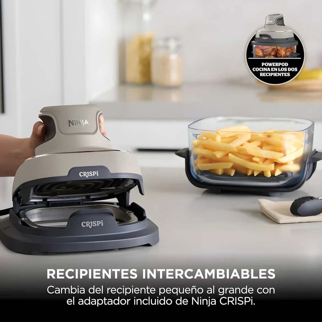 Ninja Crispi FN101EU Friteuse à air Pierre, vue de face en angle: récipient en verre avec brocoli et poulet, couvercle avec - Ítem4