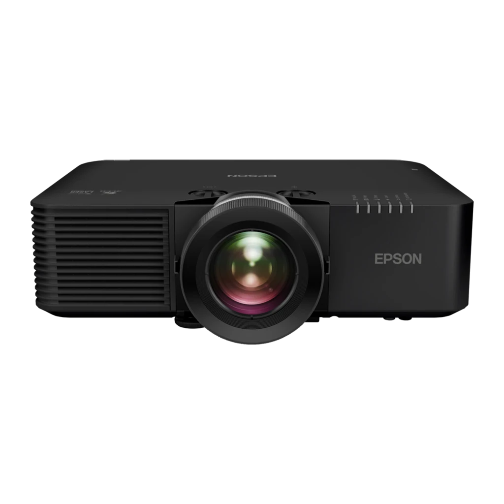 Epson EB-L795SE 7000 lúmenes negro, vista lateral: objetivo grande con reflejos iridiscentes y rejillas de ventilación - Ítem1