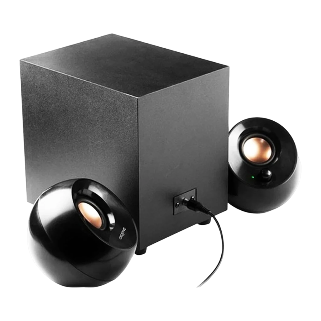 Creative Pebble Plus 8W preto, vista frontal: dois satélites esféricos e subwoofer cúbico preto, cone dourado visível - Item1