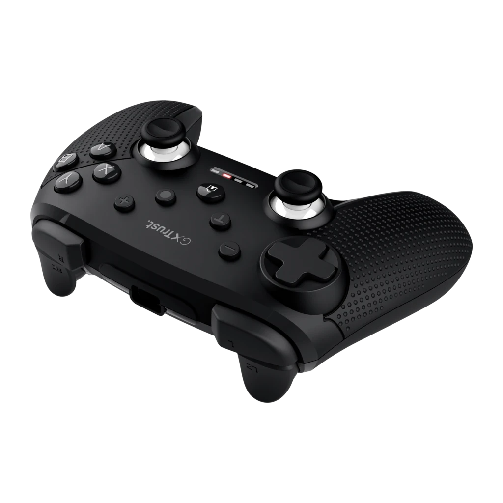 Trust Manette GXT 542 MUTA Noir, vue avant: boutons ABXY, joysticks, croix directionnelle et LED rouge allumée - Ítem2