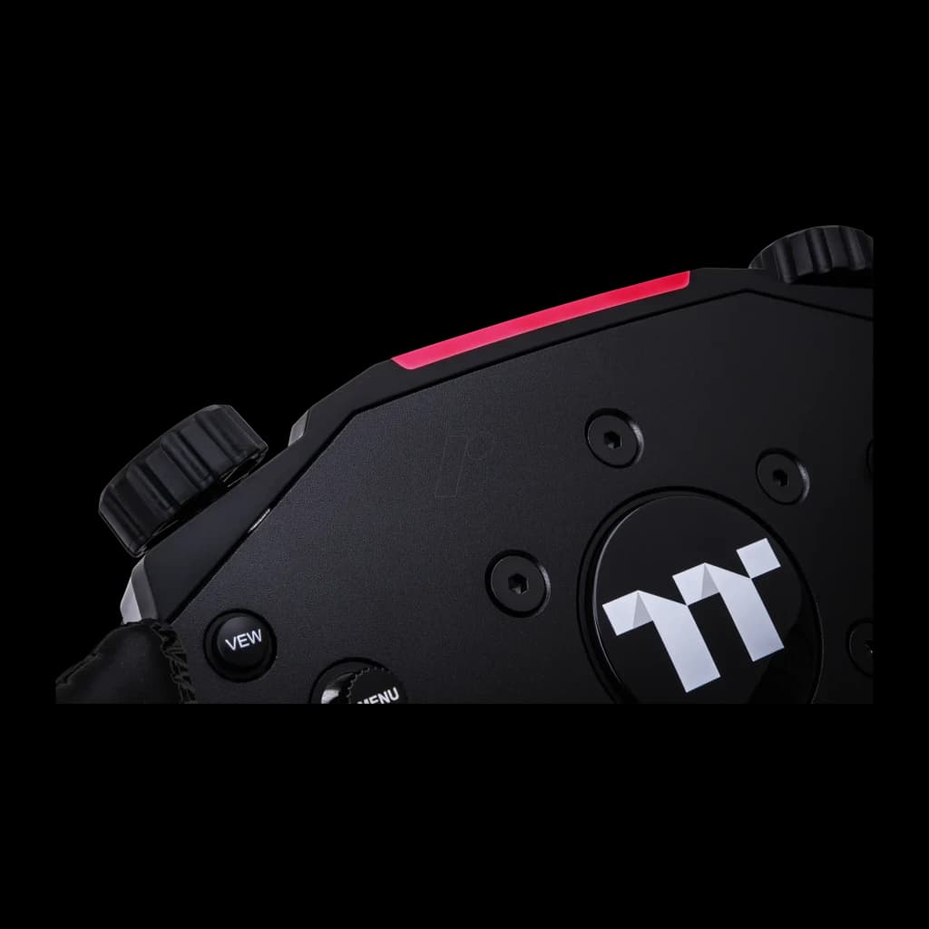 Thermaltake G6 Direct Drive Racing Wheel preto, detalhe: logo Thermaltake, dials e botões VEW MENU com acento vermelho