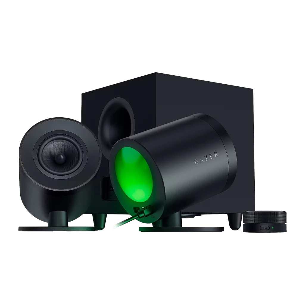 Razer Nommo V2 Pro 2.1 Noir, vue ensemble: deux satellites, caisson de basses et télécommande avec éclairage RGB vert - Ítem1
