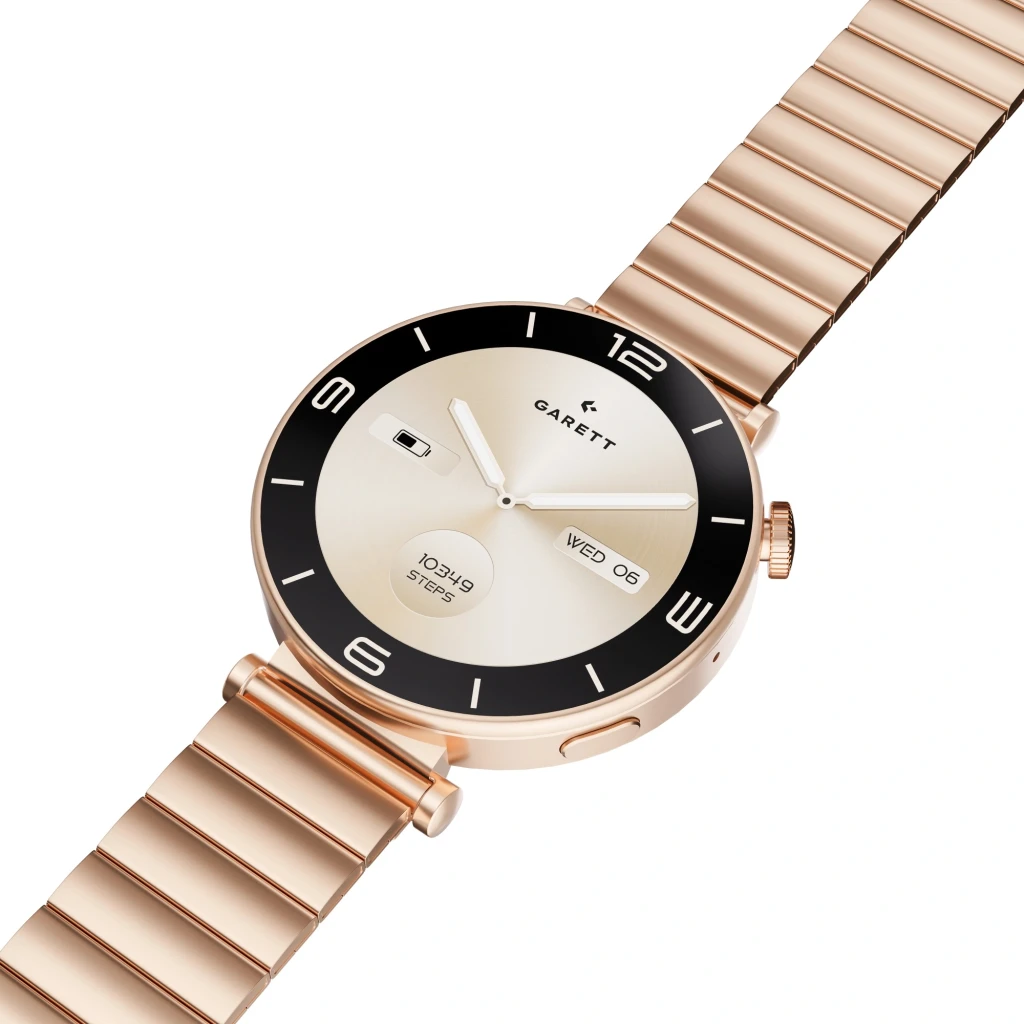 Montre connectée acier rose doré 42 mm, cadran bicolore noir et champagne, affichage pas et date, couronne latérale, bracelet à maillons élégants