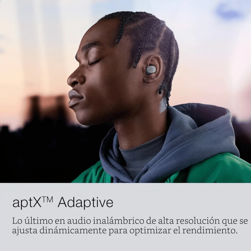 Écouteurs intra-auriculaires vert clair compacts, embouts silicone blancs, boîtier lisse avec logo Bowers & Wilkins, lignes épurées et finition mate - Ítem3