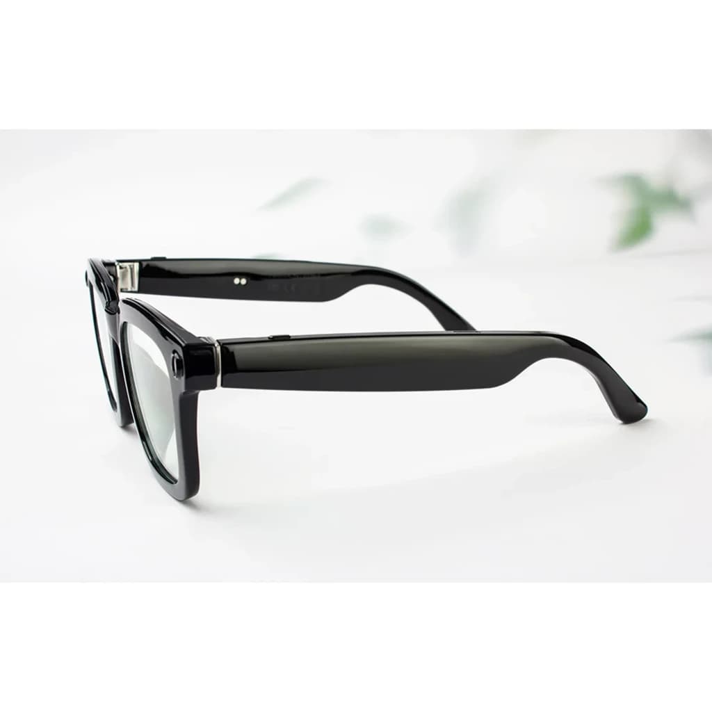 Colmi V03 Square bleu, vue latérale: lunettes connectées noires avec branches épaisses et haut-parleurs intégrés