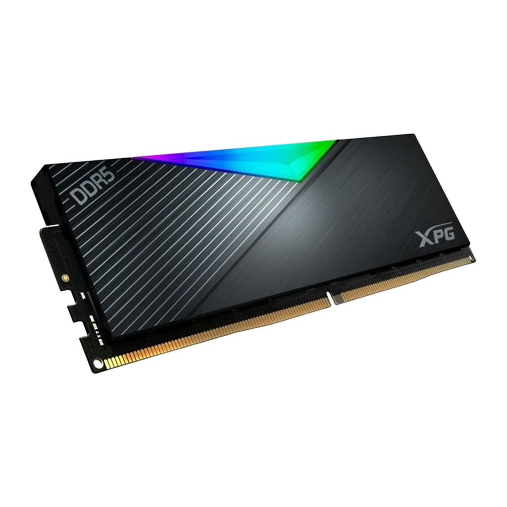 ADATA XPG ADATA DIMM DDR5 32GB 6000 preto, vista frontal: dissipador preto estriado com iluminação RGB e logo XPG - Item1