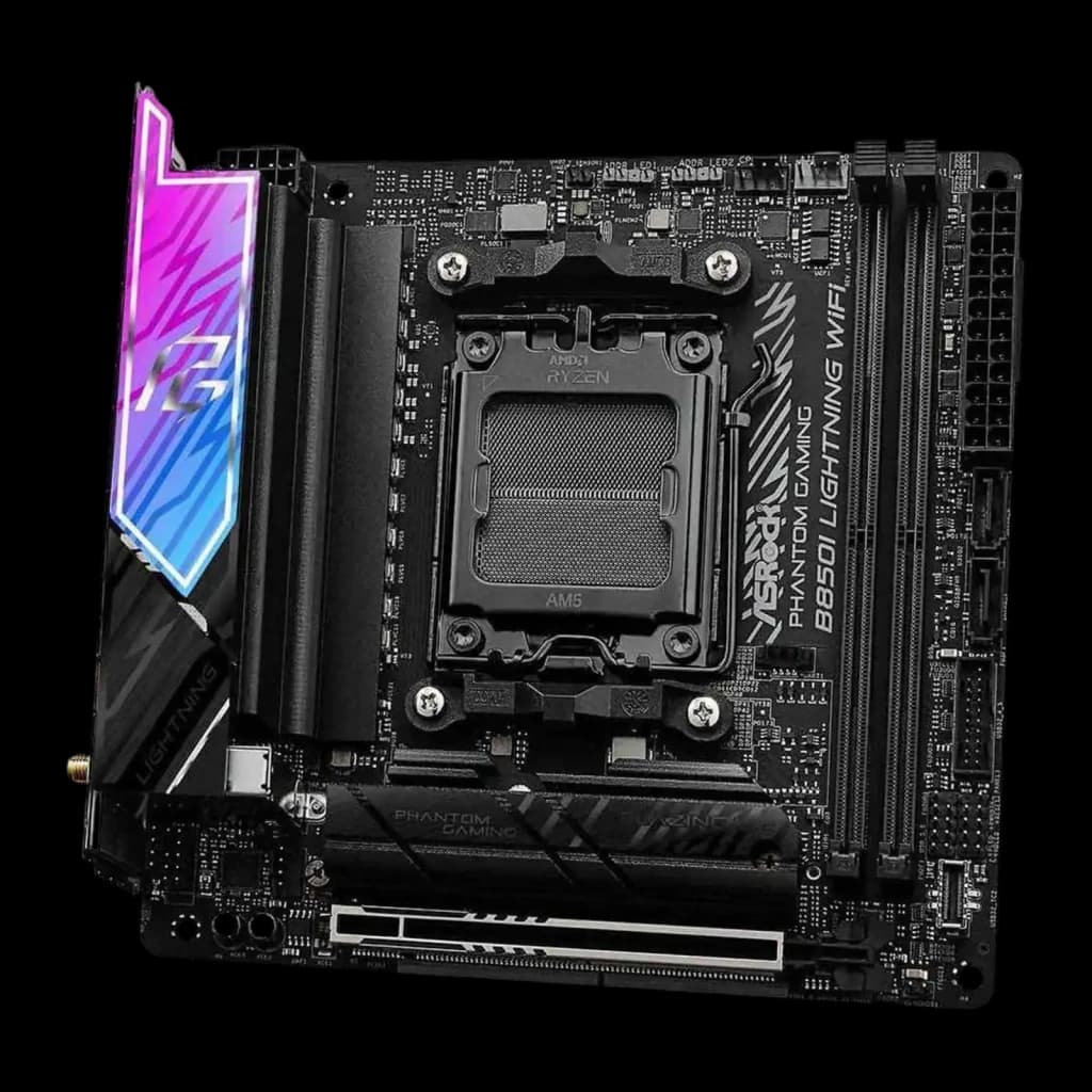 ASRock B850I Lightning WiFi DDR5 AM5, vue angulaire supérieure droite: socket AM5 et blindage RGB vu de dessus