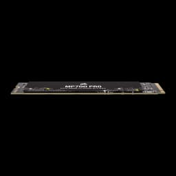 Corsair MP700 PRO 2TB preto, vista de perfil lateral: altura mínima do SSD e PCB dourado exposto