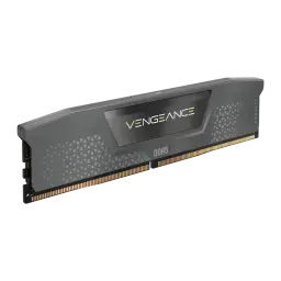 Corsair Vengeance DDR5 16GB Gris, vista en ángulo: perfil del disipador gris, textura triangular lateral y contactos dorados
