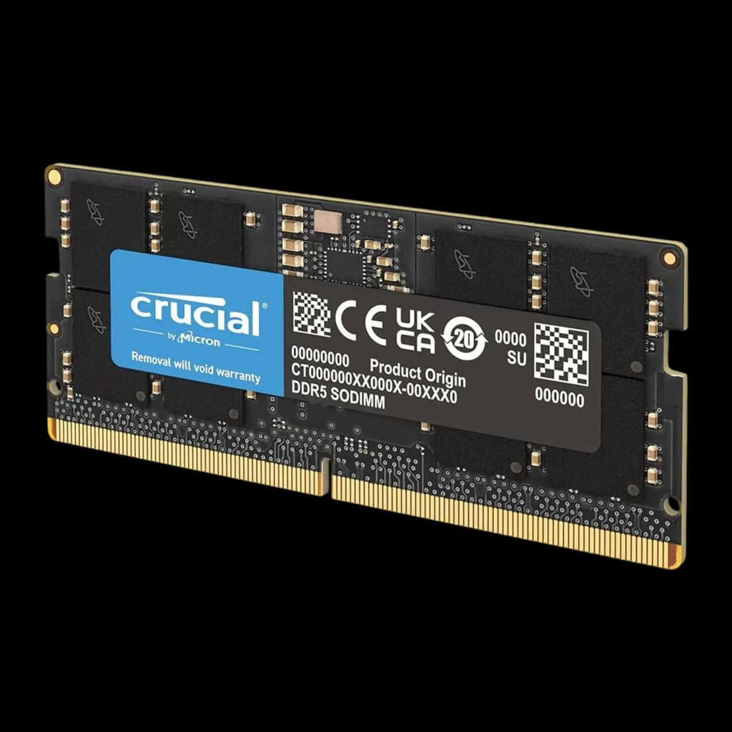 Crucial DDR5 32GB 5600 CL46 negro, vista en perspectiva: ángulo tres cuartos que muestra grosor del módulo SODIMM y conector