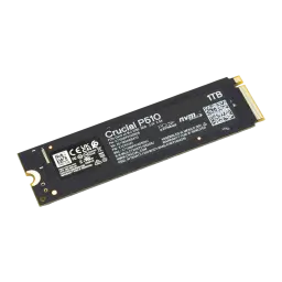 Crucial P510 1TB M.2 preto, vista traseira: etiqueta técnica com número de série, código QR e capacidade 1TB visível