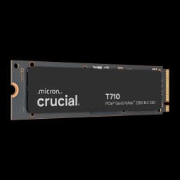 Crucial T710 4TB negro, vista frontal: disipador negro con logo Crucial y conector M.2 dorado visible