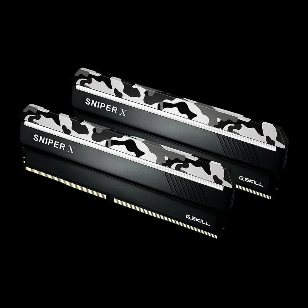 G.Skill Sniper X 32GB negro, vista frontal: kit 2x16GB DDR4 en escorzo, disipador camuflaje urbano y conector dorado
