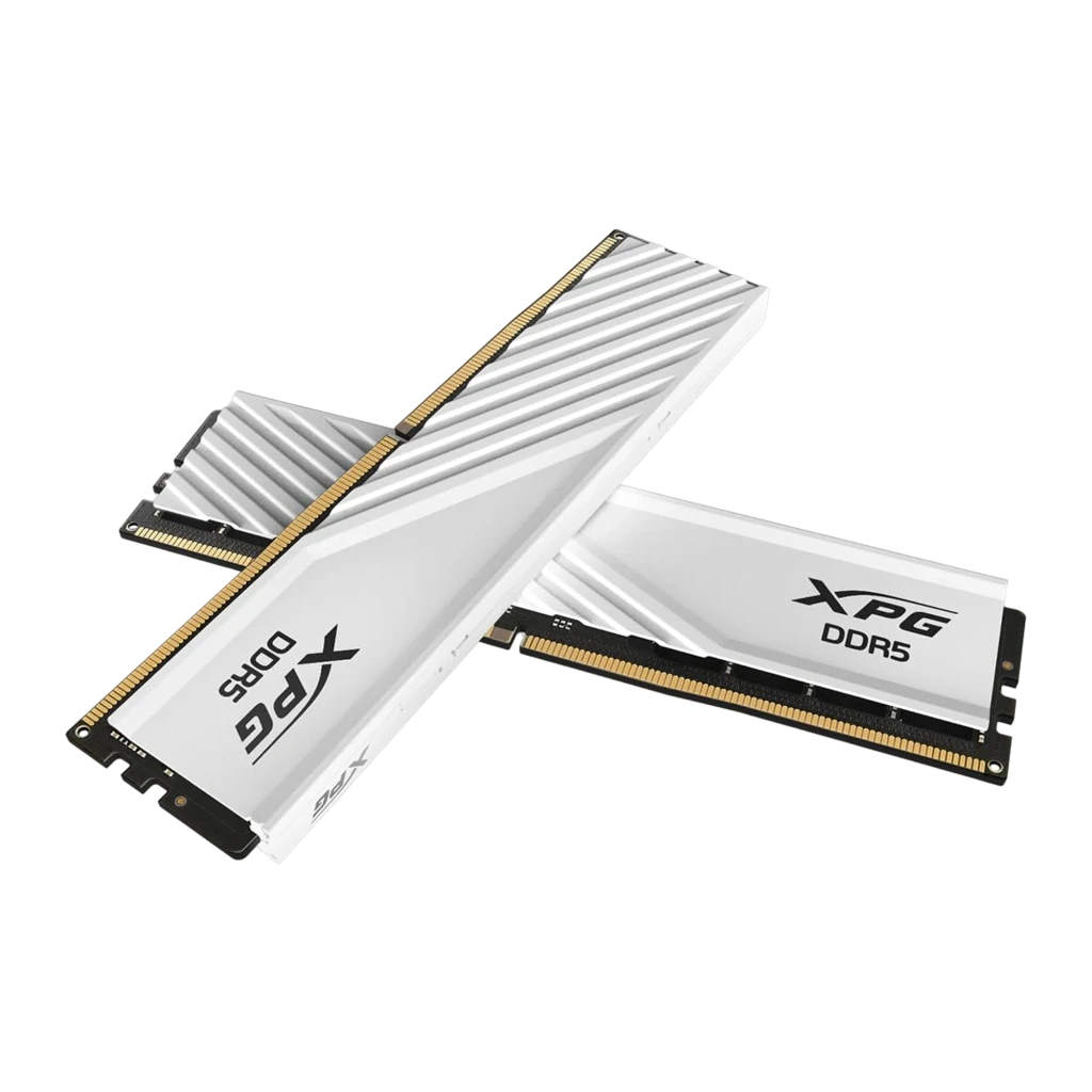 XPG Lancer Blade DDR5 32GB 5600MHz CL46 branca, vista frontal: dissipador branco com ranhuras diagonais e logo XPG DDR5 - Item2