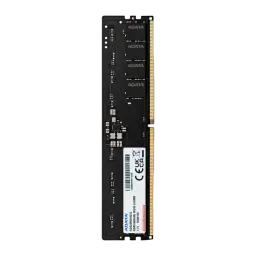 ADATA DDR5 5600MHz 8GB U-DIMM preto, vista frontal: PCB preto com logo ADATA repetido, chips e etiqueta com especificações