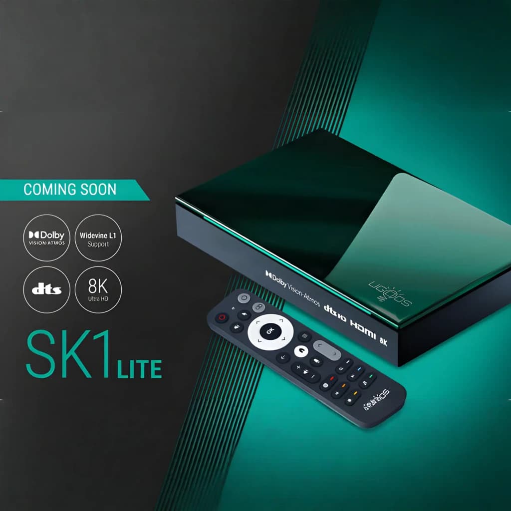 Boîtier multimédia Ugoos SK1 Lite noir brillant avec bords verts, affichage 8K et logos Dolby dts HDMI; télécommande élégante assortie en façade
