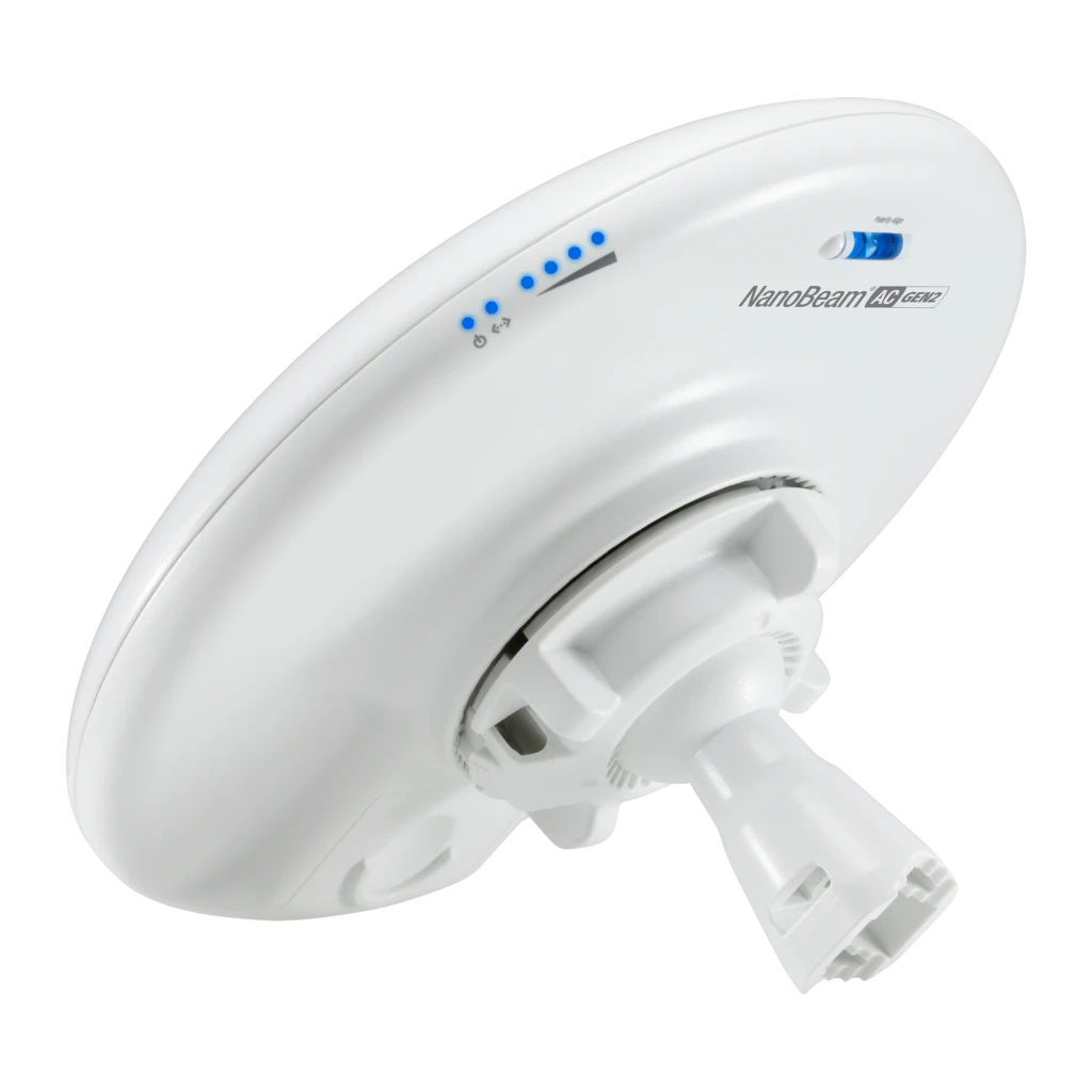 Antena parabólica blanca Ubiquiti NanoBeam AC Gen2, diseño compacto tipo plato, carcasa lisa, logo U frontal, ideal para enlaces WiFi PoE con 2 puertos - Ítem3