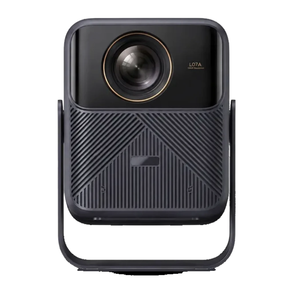 Proyector Wanbo Mozart 1S negro con soporte metálico, lente frontal con aro dorado, panel texturizado triangular y logotipo Dolby Audio lateral - Ítem1