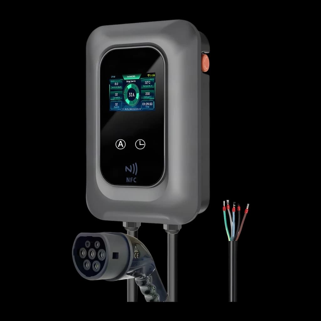 Cargador Vehículo Eléctrico YCL DLB 11KW Trifásico Tipo 2 con App WiFi RFID IP54, vista frontal: pantalla táctil con datos