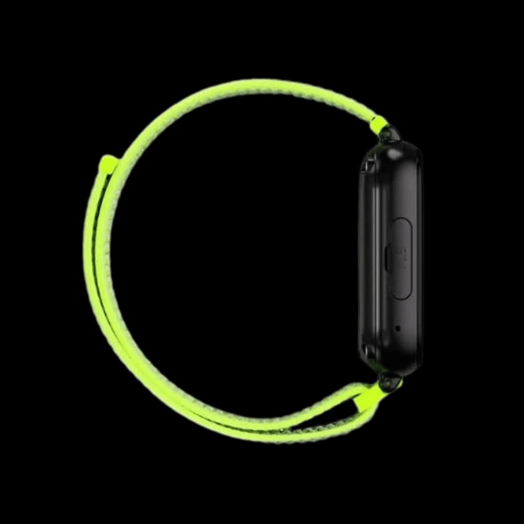 SaveFamily SaveWatch Plus Preto com pulseira de tecido amarelo fluorescente; caixa preta com botão SOS lateral e corpo fino; ideal para videchamada e