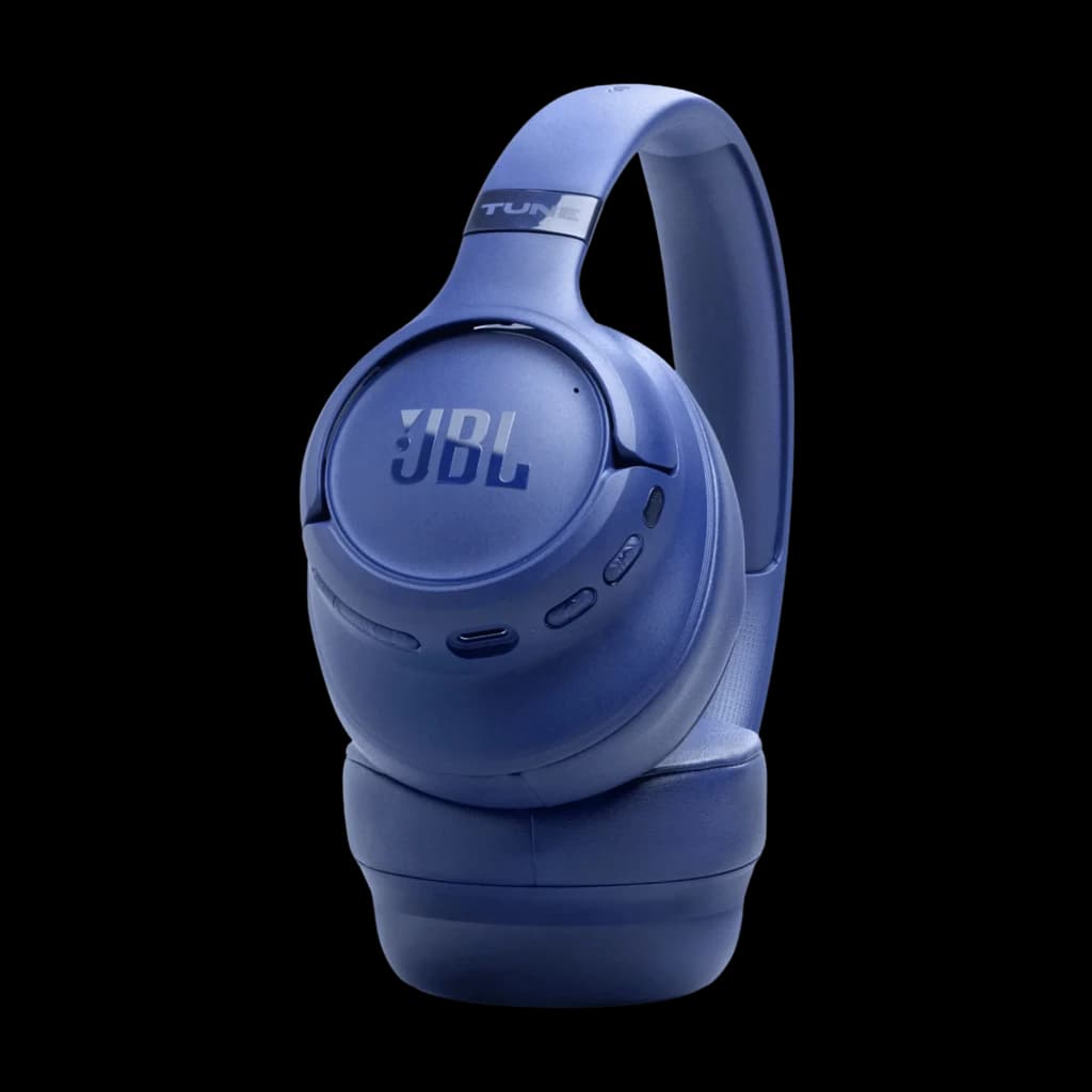 JBL Tune 780NC Azul com design over-ear compacto, conchas acolchoadas, botões laterais e arco robusto; acabamento fosco e logotipo JBL em prata