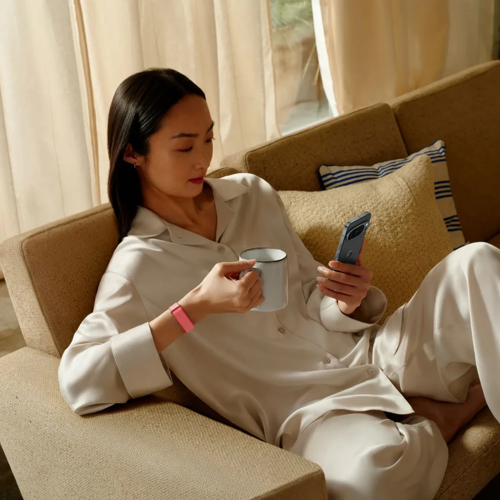 Fitbit Air Berry Vermelho Monitor Frequência Cardíaca, SpO2, Temperatura Pele Bateria 7 Dias 50m, uso lifestyle: mulher