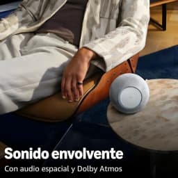 Enceinte intelligente Amazon Echo Studio 2025 compacte gris clair, maille tissu, surface tactile supérieure, anneau lumineux LED, design cylindrique moderne