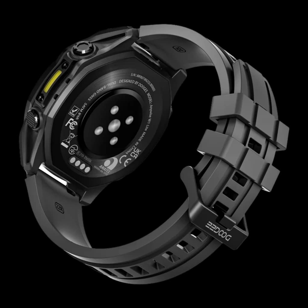 Doogee Anywise W1 Lite preto com caixa robusta, resistência 5ATM, sensores traseiros de saúde, pulseira de silicone ajustável e fivela durável
