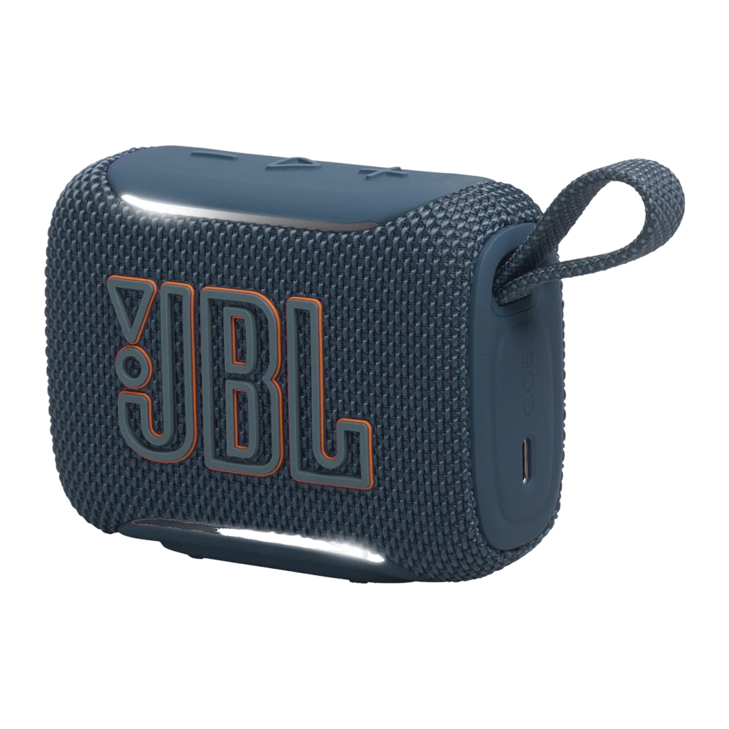 Altavoz portátil JBL GO 5 4,8W Bluetooth en azul, compacto con malla textil, gran logo JBL, correa lateral y puerto USB-C; botones superiores de control
