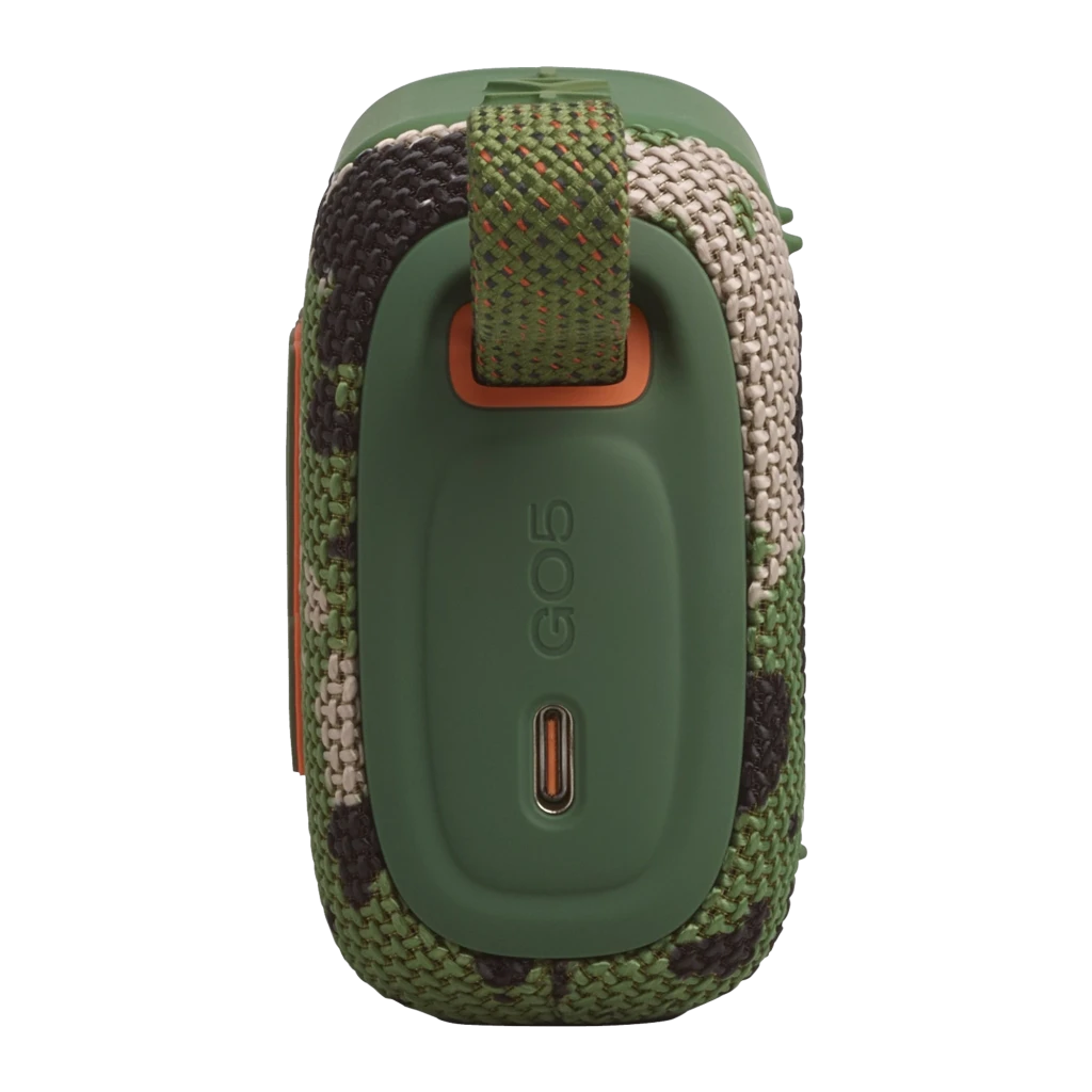 JBL Enceinte Bluetooth Go 5 Camouflage, vue en angle: grille textile camo, logo JBL orange et dragonne verte - Ítem2