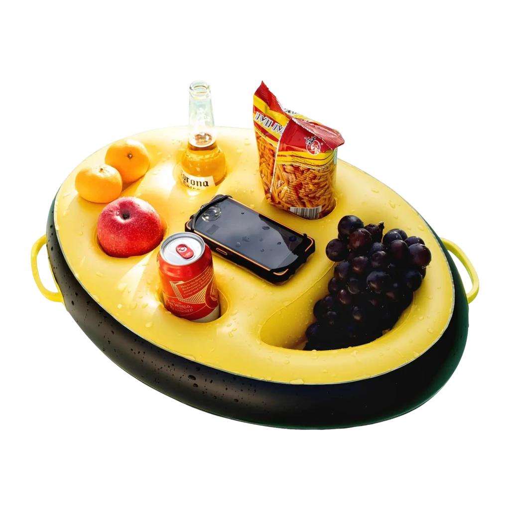 Bandeja flutuante oval amarela com múltiplos porta-copos, compartimento central e alças laterais; dimensões 590x420x130 mm, ideal para piscina - Item6