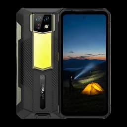 Ulefone Armor 24 Pro robusto com corpo reforçado, módulo traseiro com luz LED grande, múltiplas câmeras e tela frontal exibindo cenário noturno outdoors