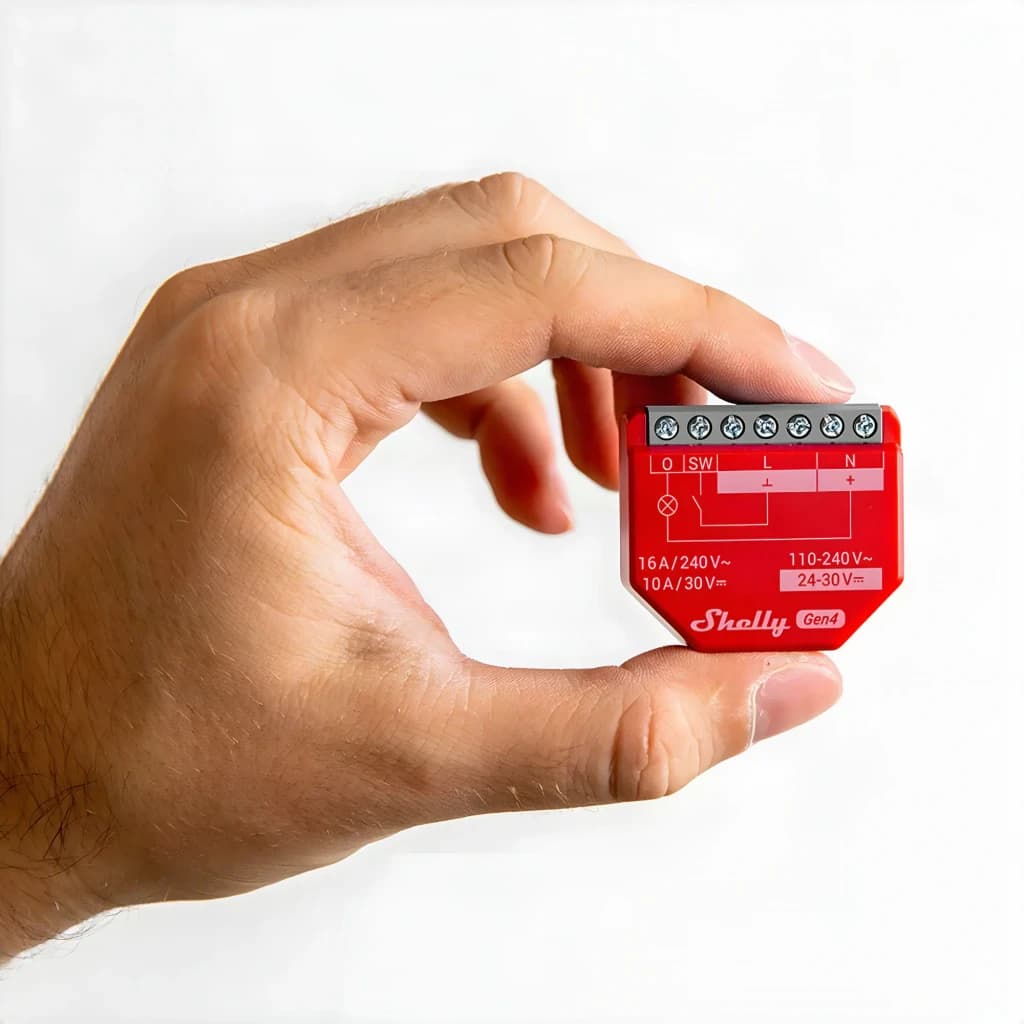 Relé inteligente Shelly 1PM Gen4 Pack de 2 Medição de Consumo em vermelho, compacto, borneira superior com parafusos e marcações L N O I SW para