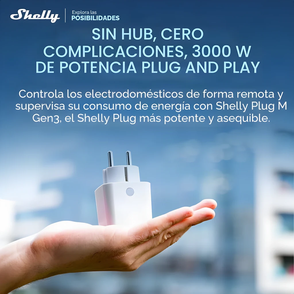 Prise intelligente Shelly Plug M Gen3 Blanc Mesure de consommation Matter 13A, lifestyle: main tenant la prise avec broches