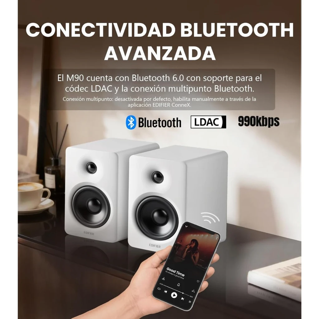 Par de altavoces Edifier M90 negros con acabado mate, woofer grande y tweeter frontal, incluye control remoto esbelto; diseño cúbico minimalista y robusto - Ítem4